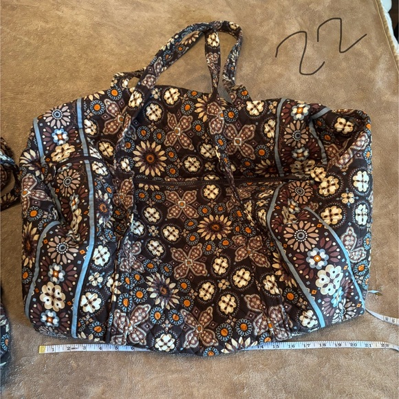 Three Piece Vera Bradley Set in the Retired Canyon Pattern - Picture 2 of 10